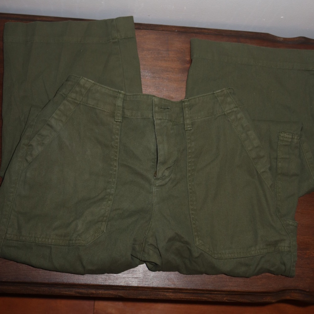 Olive cargo pants